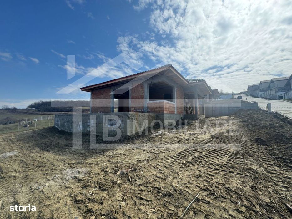 Casa cu 4 camere, 122 mp utili, Zona Livezeni