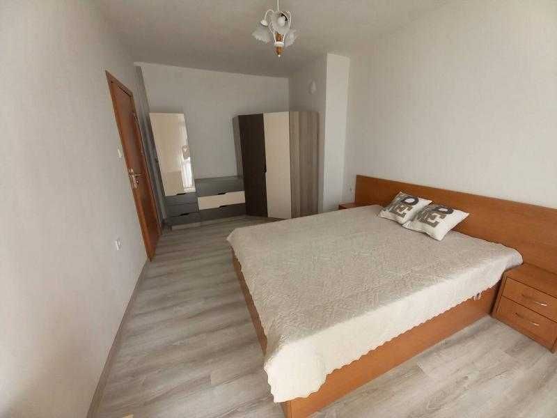 Дава се под наем Тристаен апартамент в Бургас, Братя Миладинови - 66 кв.м за 433.5 € - Снимка #7