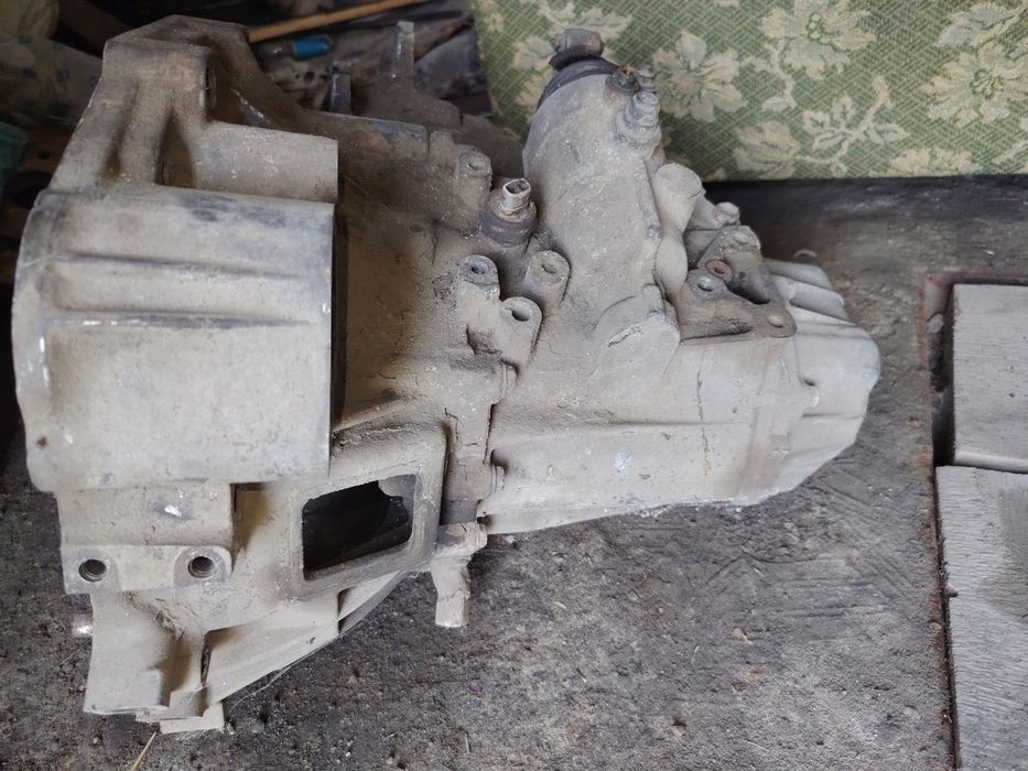 Продам блок 3SFe вал шатуны в сборе