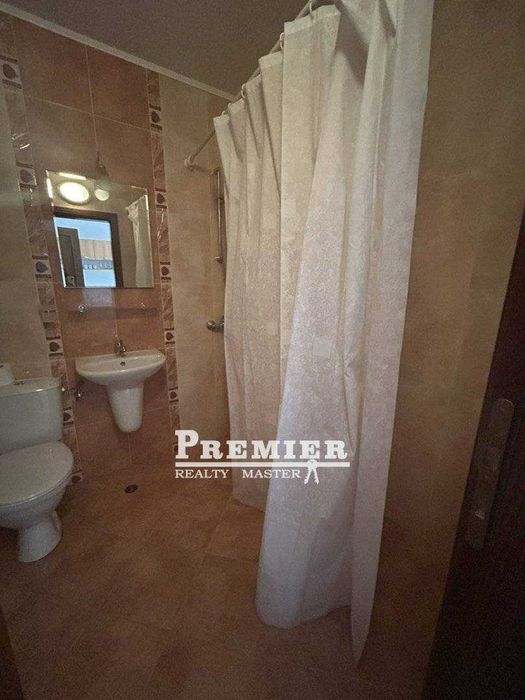 Продава се Двустаен апартамент в к.к. Слънчев бряг - 77 кв.м за 1096 €/кв.м - Снимка #8