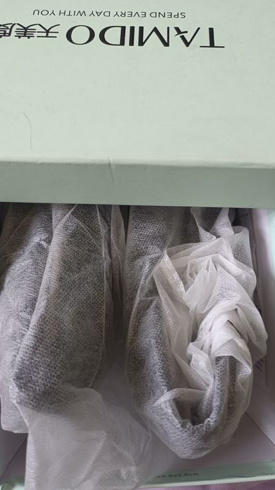 Продам женские туфли