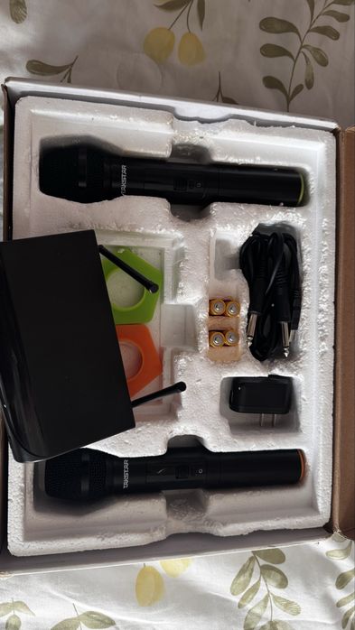 Продам микрофоны Takstar x3
