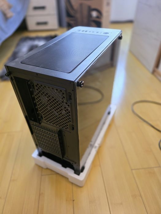 Carcasă PC Pro Gaming Shadow, Middle Tower, 4 Ventilatoare ARGB + Telecomandă