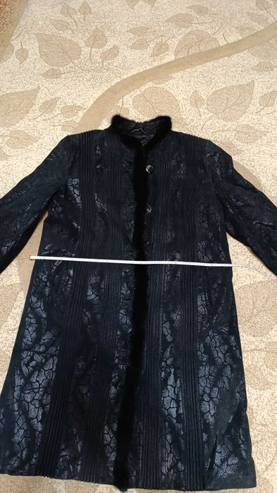 Продам пальто зима -весна