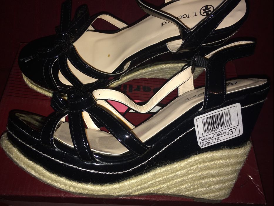 Новая и б/у обувь