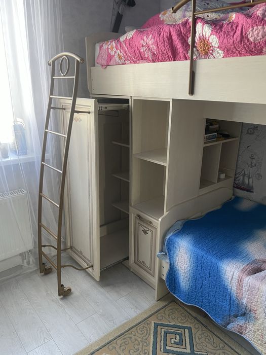 Гарнитур в детскую