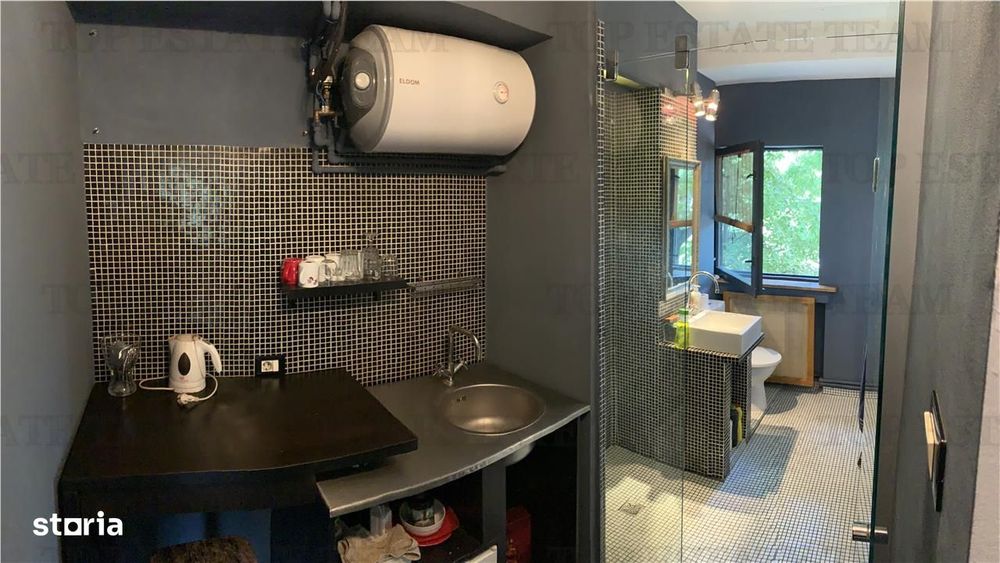 Apartament cu 2 camere de vanzare, Parc Cismigiu, centrala si balcon