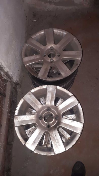 Продам диски на 15