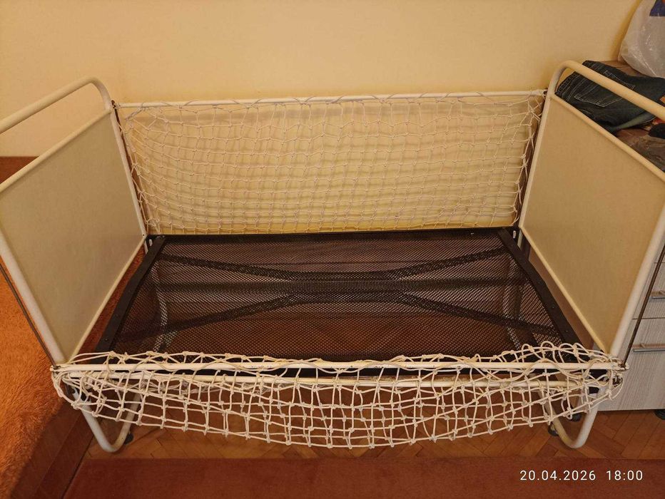 Метално детско легло за матрак 70х140 см