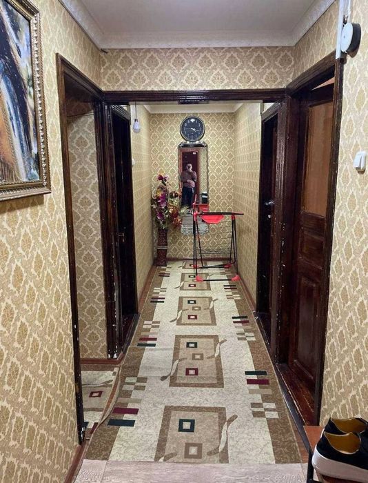 СРОЧНО Сагдиана тарафда 4 хонали квартира ижарага берилади!!!