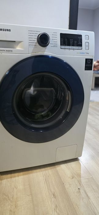 Продам стиральную машинку