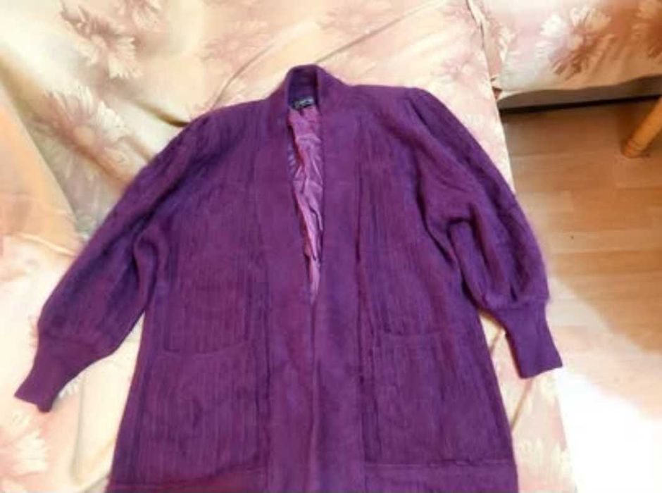 Продавам дамски  блузи и фланели