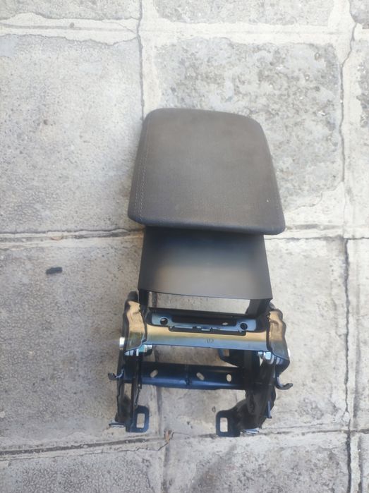 Подлакътник Ауди А5