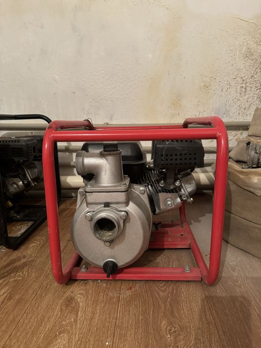 Продам насос водяной