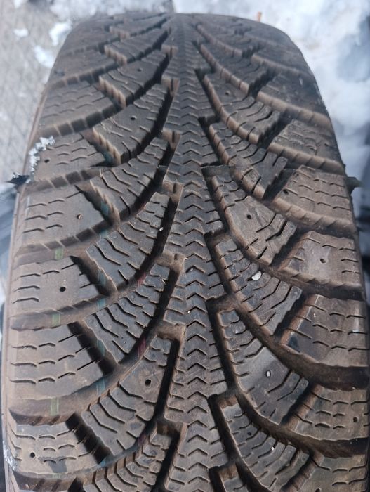 Зимние шины колеса в сборе