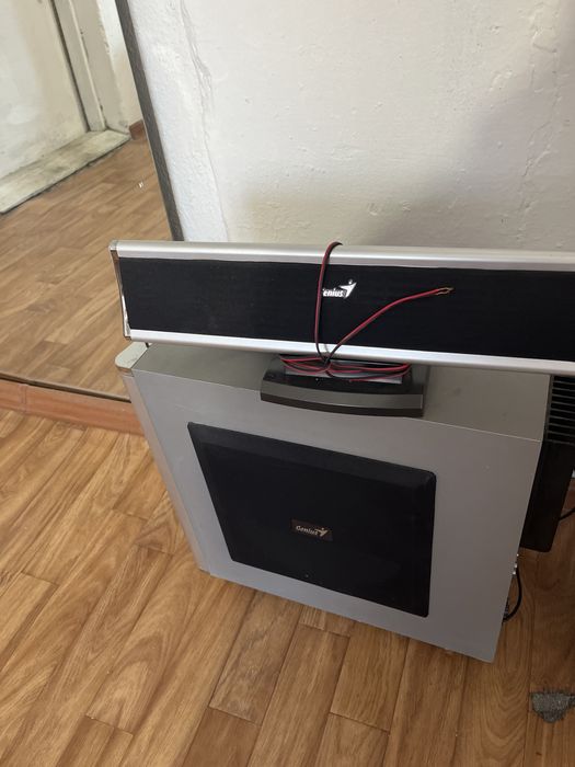 Колонки и буфер для домашнего кинотеатра