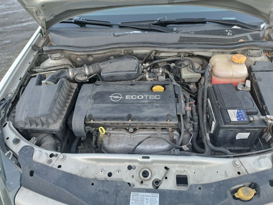 Опел Астра 1.6 16V на части !