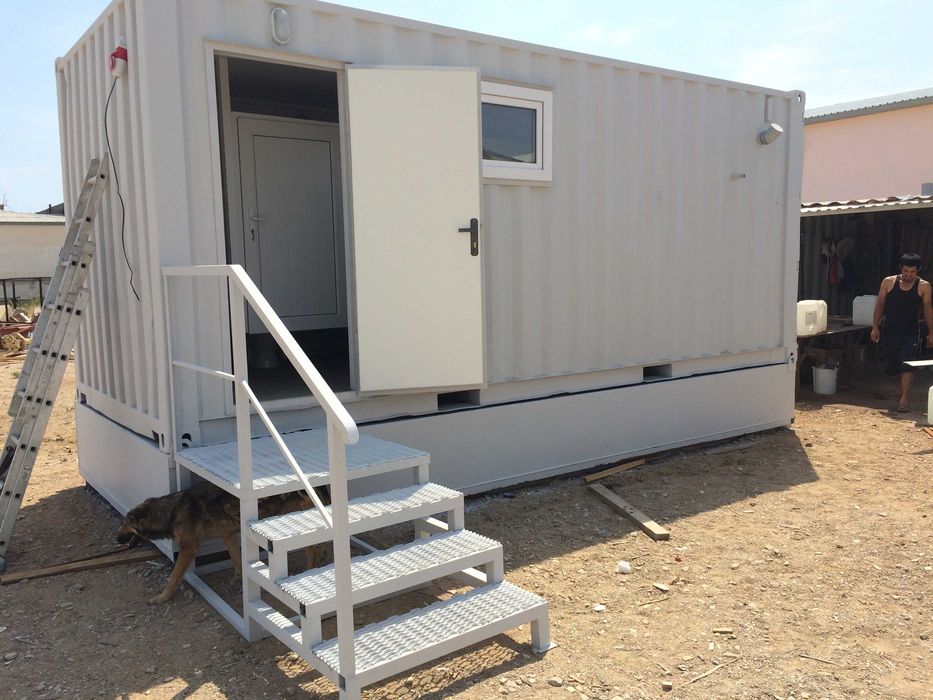 контейнера и модульные здания