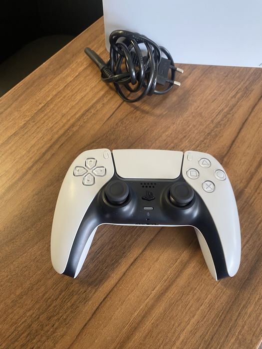 Sony PlayStation 5 Slim Disc Edition / 1 controller / 1 TB / White / Foarte bun / Cod produs: 1151