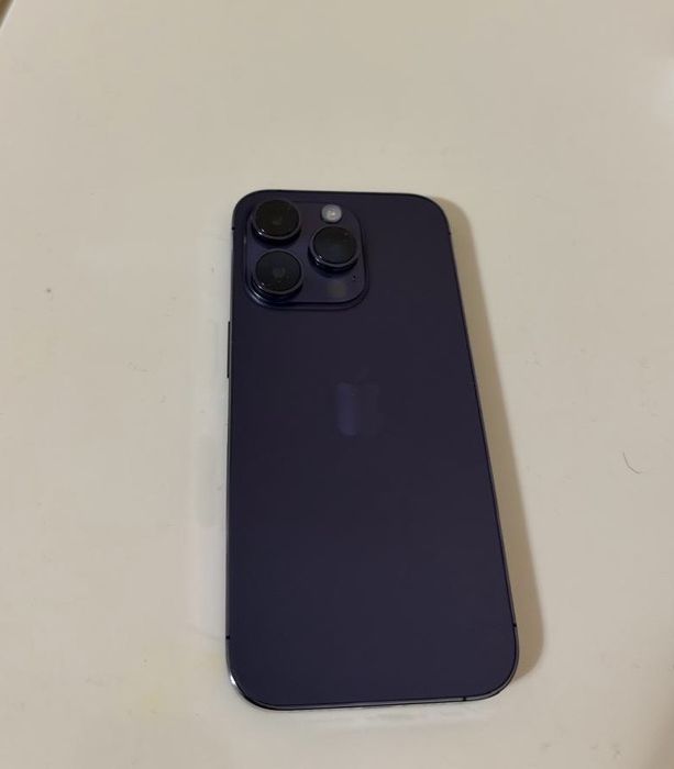Продам iPhone 14 Pro 256 ГБ (Deep Purple)