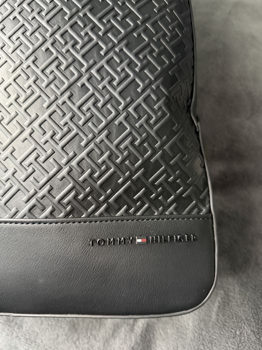 Tommy Hilfiger Monogram backpack ghiozdan oras unisex piele ecol negru