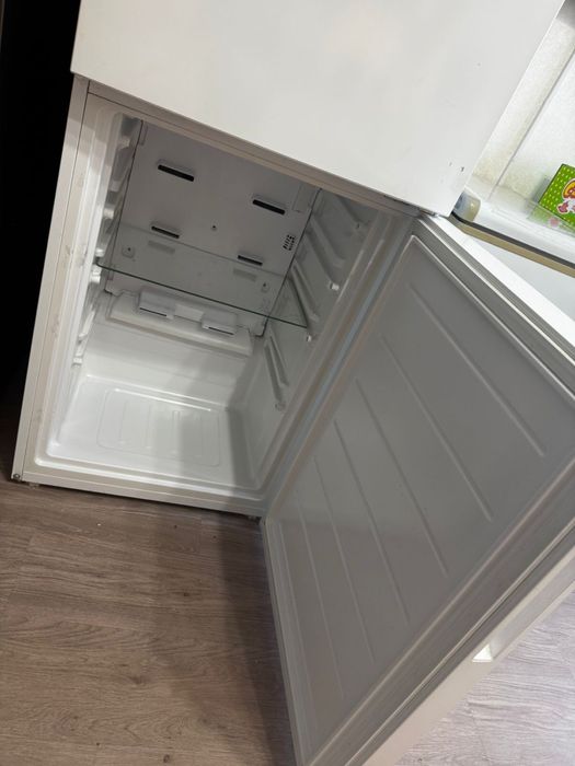 Продам холодильник Haier