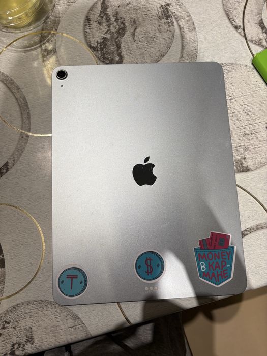 Ipad air 13 все отлично работает без перебоев