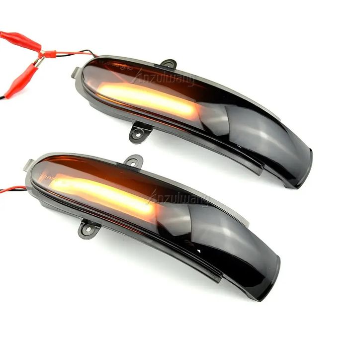 LED мигачи с динамичен ефект за огледала Mercedes W203, S203, CL203