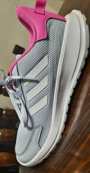 Маратонки Adidas