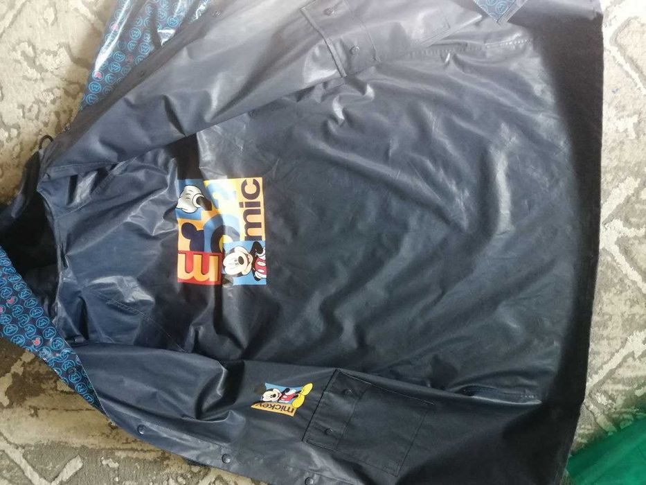 Дождевики для взрослого и детей.