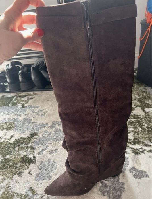 Botine cu toc noi