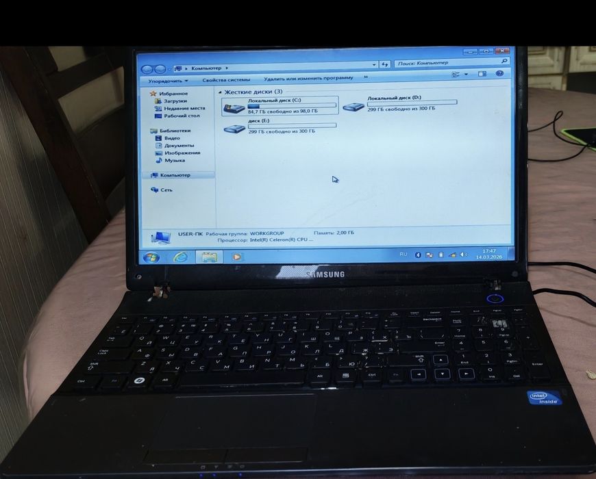 Ноутбук samsung NP300E5Z-A06RU
