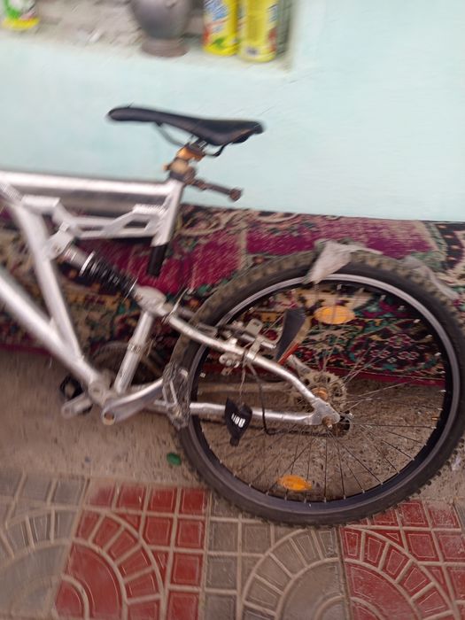 Велосипед б/у вхоршем состояний
