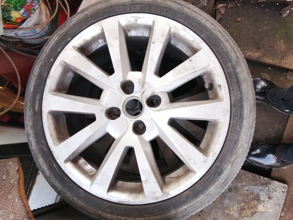 Титанка с резиной 215/45/17