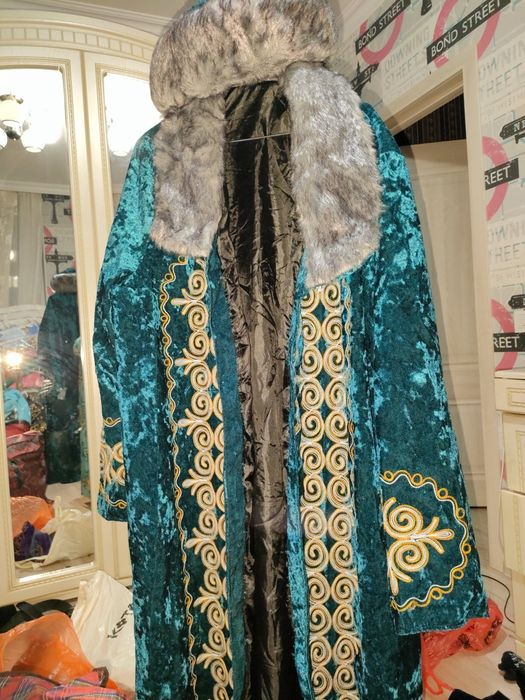 Продам Чапан новый хорошо