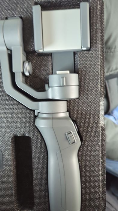 Продам стабилизатор Dji mobile 2