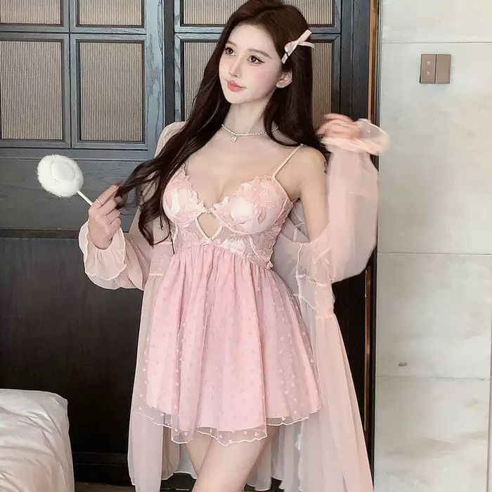 Juda chiroyli peniyvar