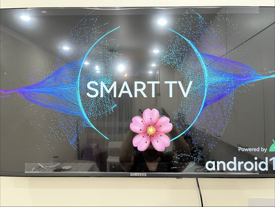 SAMSUNG Телевизор