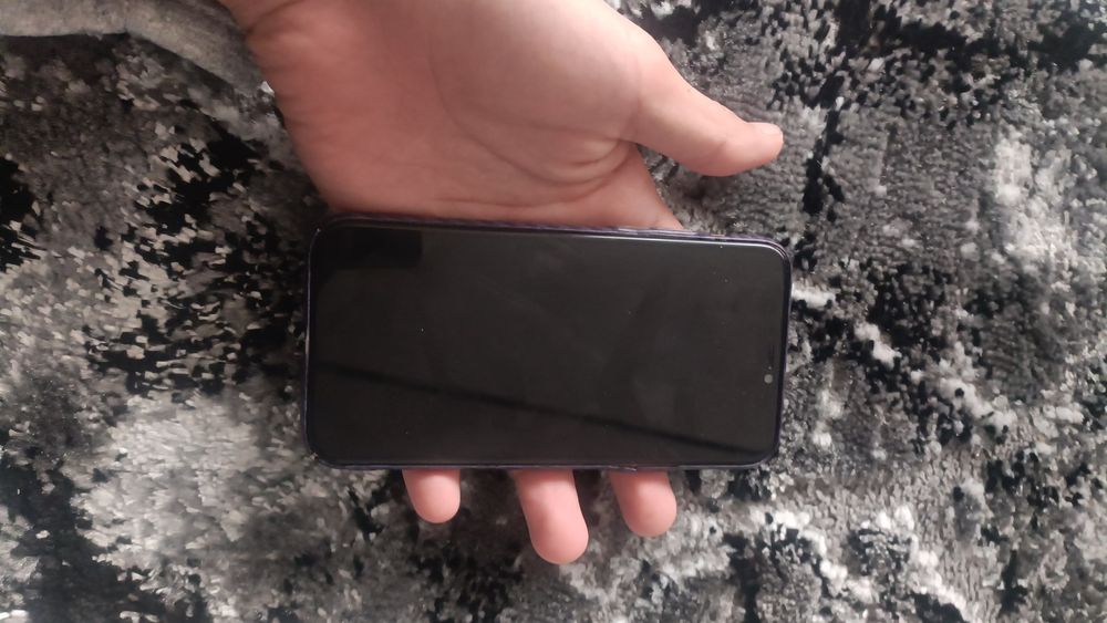 Iphone 11pro sotilad srochnaa