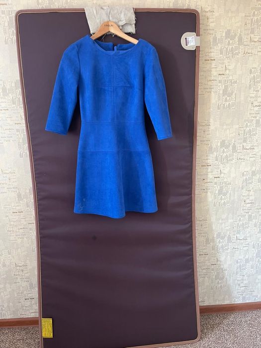Продам пальто,жакет и платья