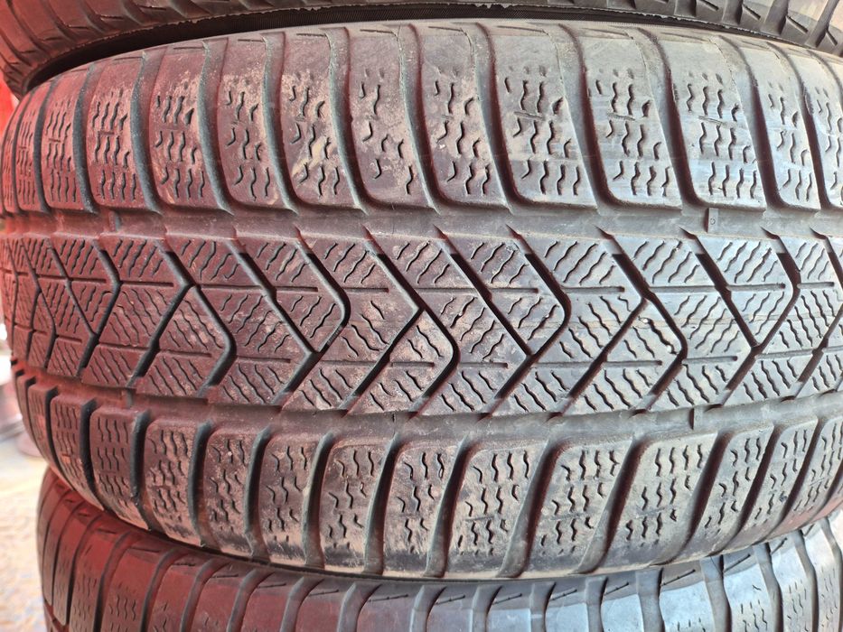 4 Anvelope M+S IARNA - 225/50/17 - PIRELLI - Stare FOARTE BUNA - DOT 2022 - SUPER PRET !!!