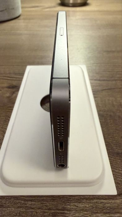 iPhone 5s в идеално състояние