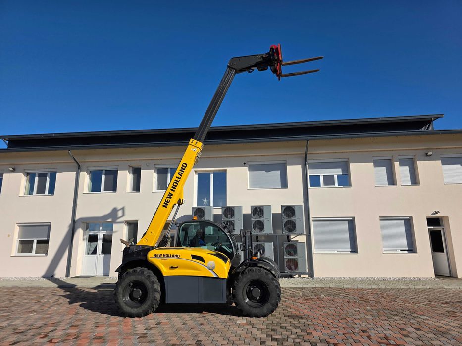 Incarcator telescopic New Holland TH 7.32