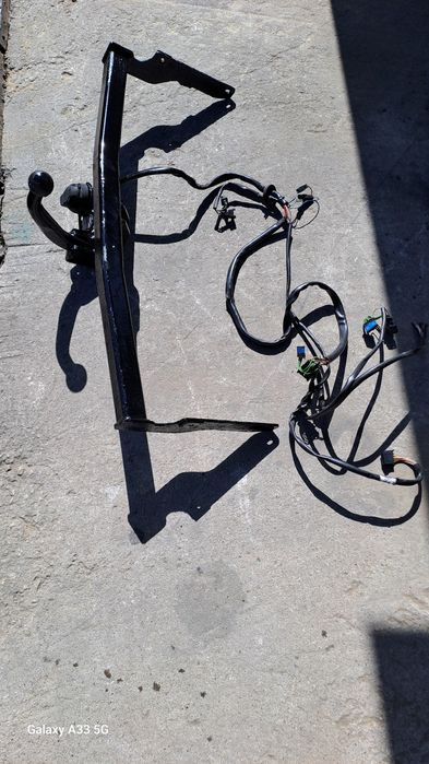 Продавам оригинален теглич  за Peugeot 206/Пежо 206