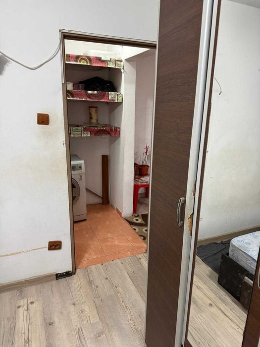 Apartament Bucuresti, 2 CAMERE, 38 Mp utili, etaj 1, str Humulesti 12