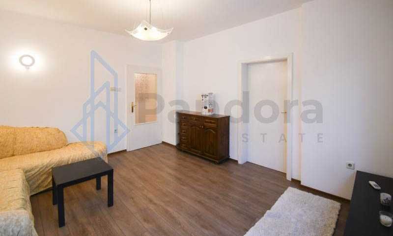 Дава се под наем Двустаен апартамент в София, Лозенец - 50 кв.м за 375 € - Снимка #3