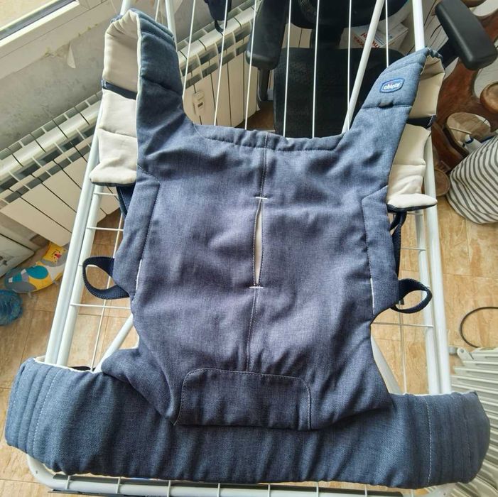 Ергономично кенгуру Chicco Myamaki Complete Denim