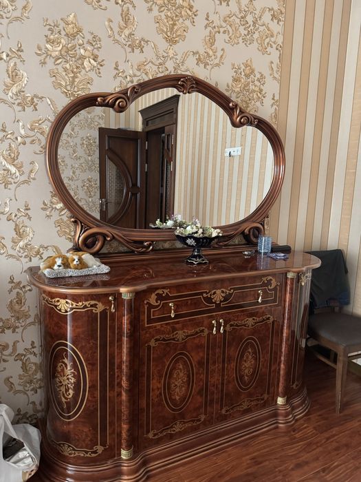 Трюмо в хорошем состоянии