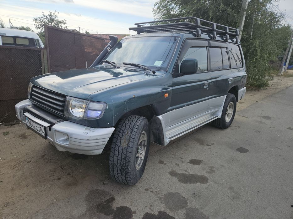 Mitsubishi pajero 2 1999 год