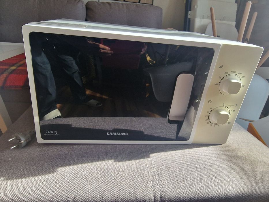 Микроволновая печь